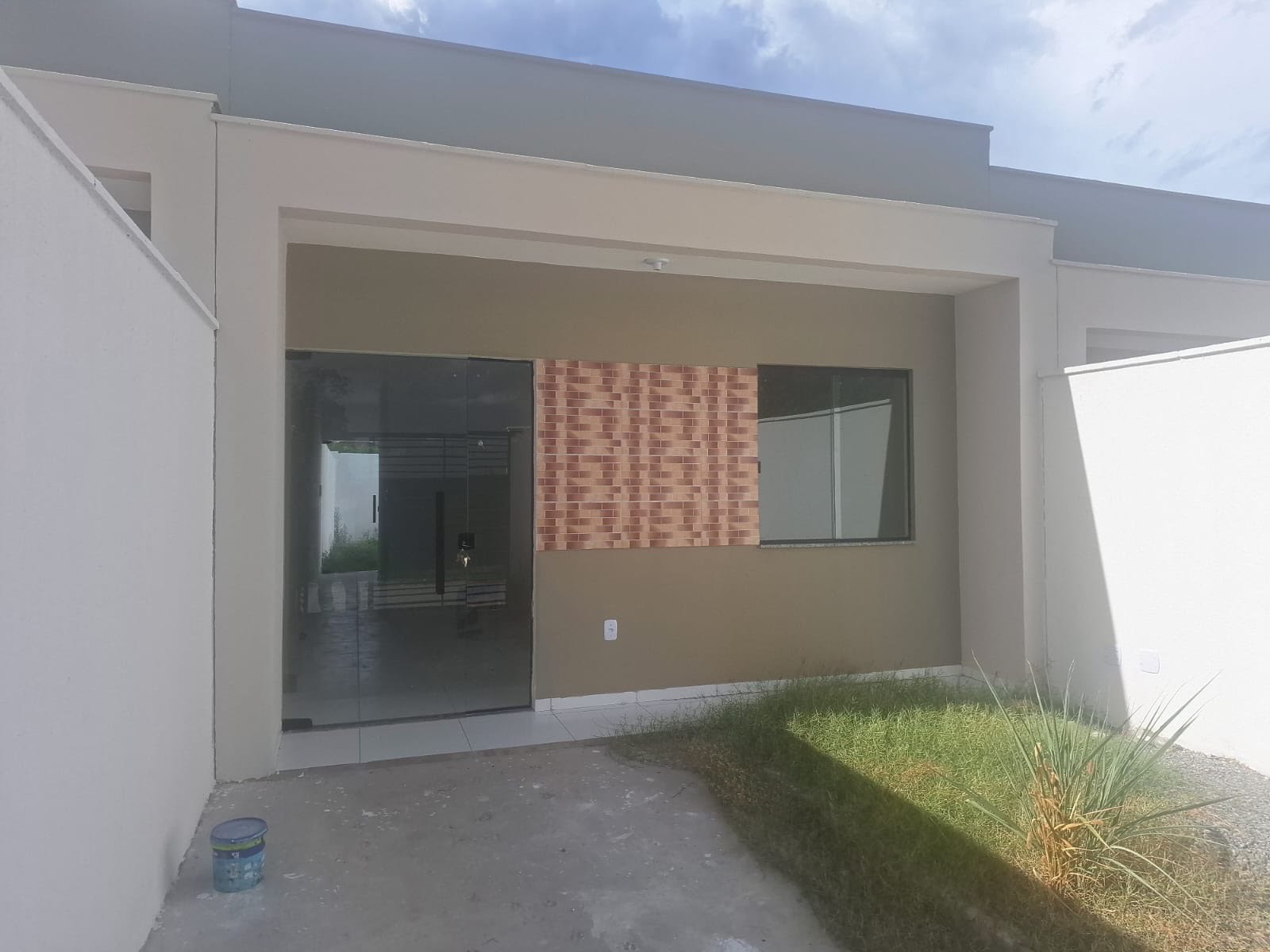 Casa à venda com 2 quartos, 1 banheiro e 150m² no Novo Horizonte, Feira de Santana (BA) — foto 2 de 6