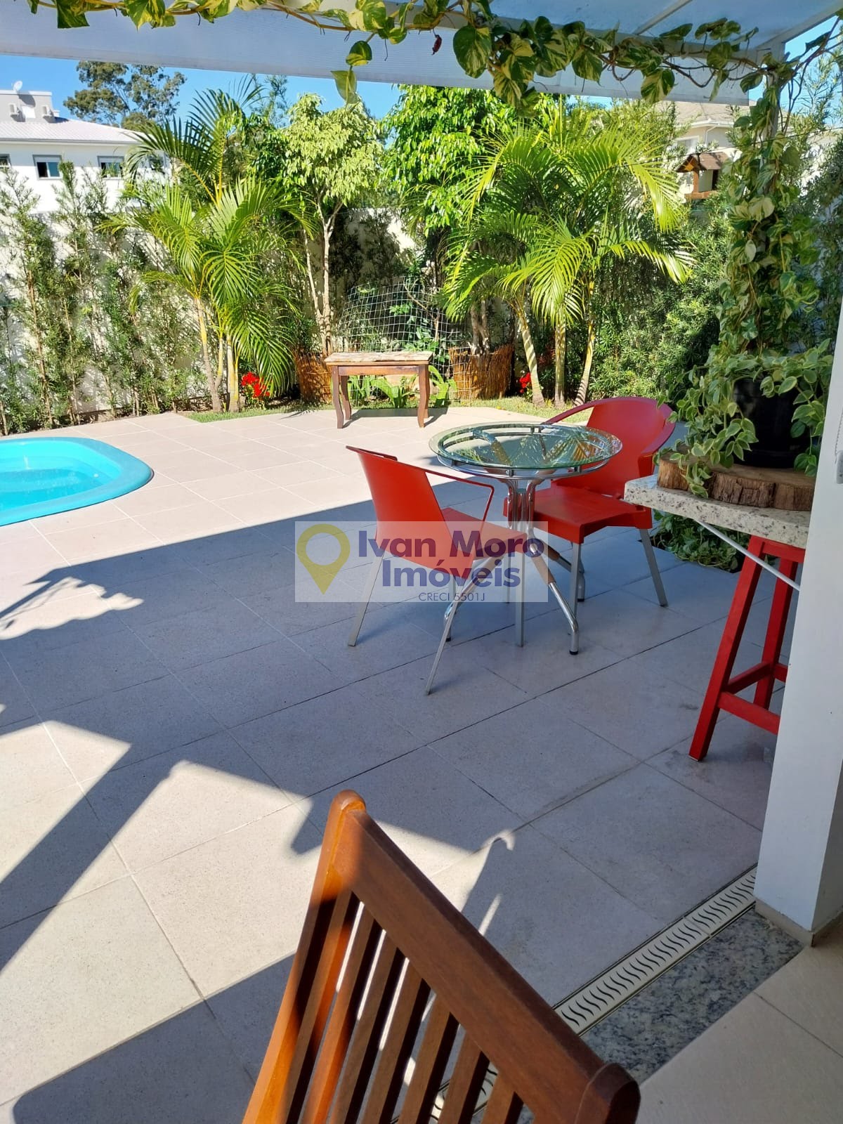 Casa à venda com 4 quartos, 4 suítes, 2 vagas e 173m² no Cachoeira do Bom Jesus, Florianópolis (SC) — foto 24 de 30