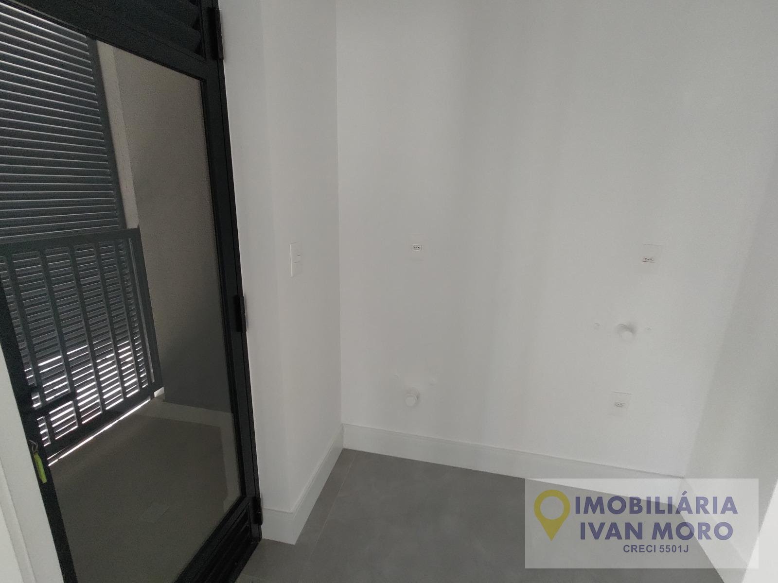 Apartamento à venda com 4 quartos, 4 suítes, 3 vagas e 198m² no Meia Praia, Itapema (SC) — foto 7 de 30