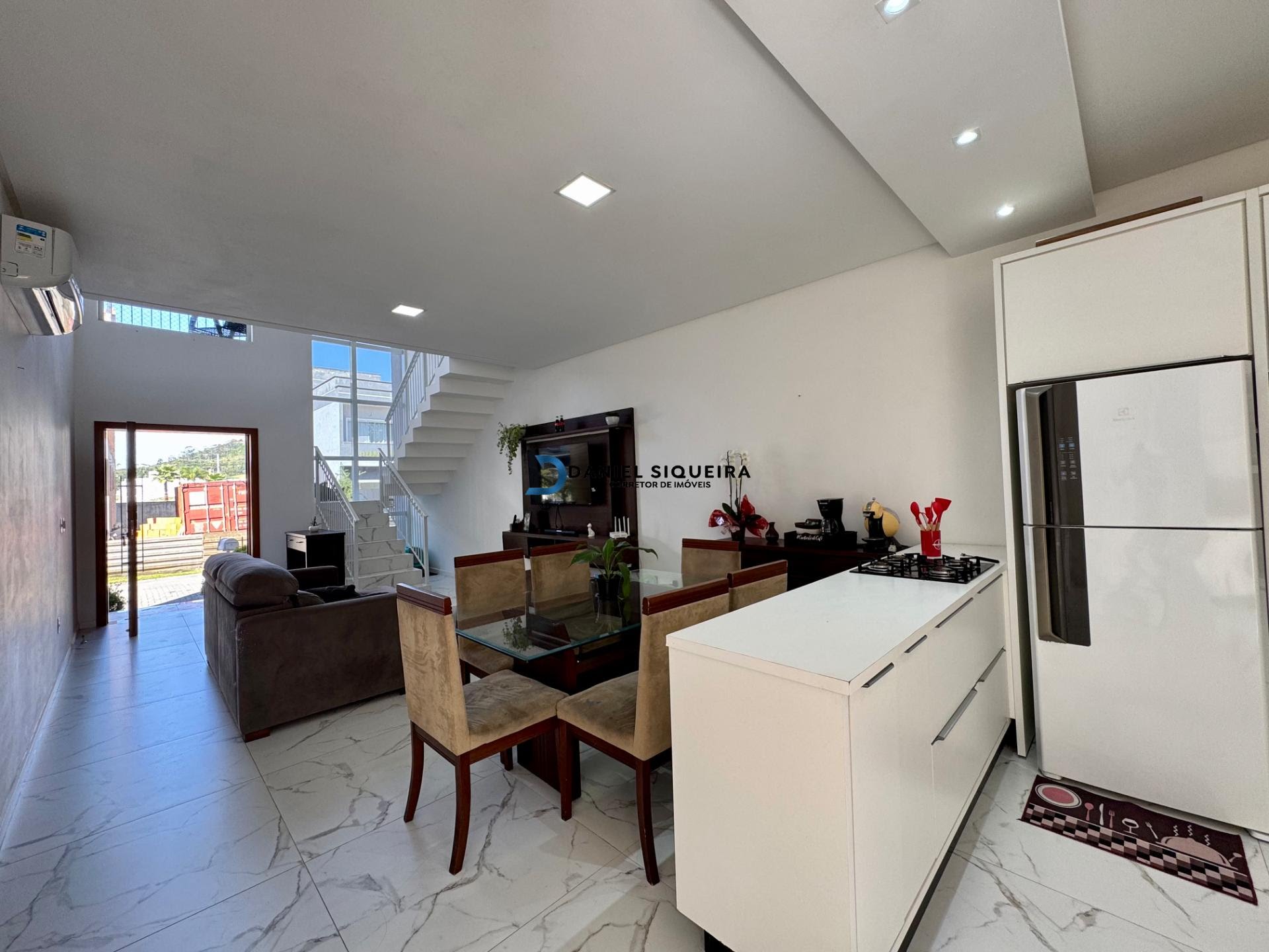 Casa à venda com 3 quartos, 1 suíte, 2 vagas e 165m² no Bairro Deltaville, Biguaçu (SC) — foto 11 de 23