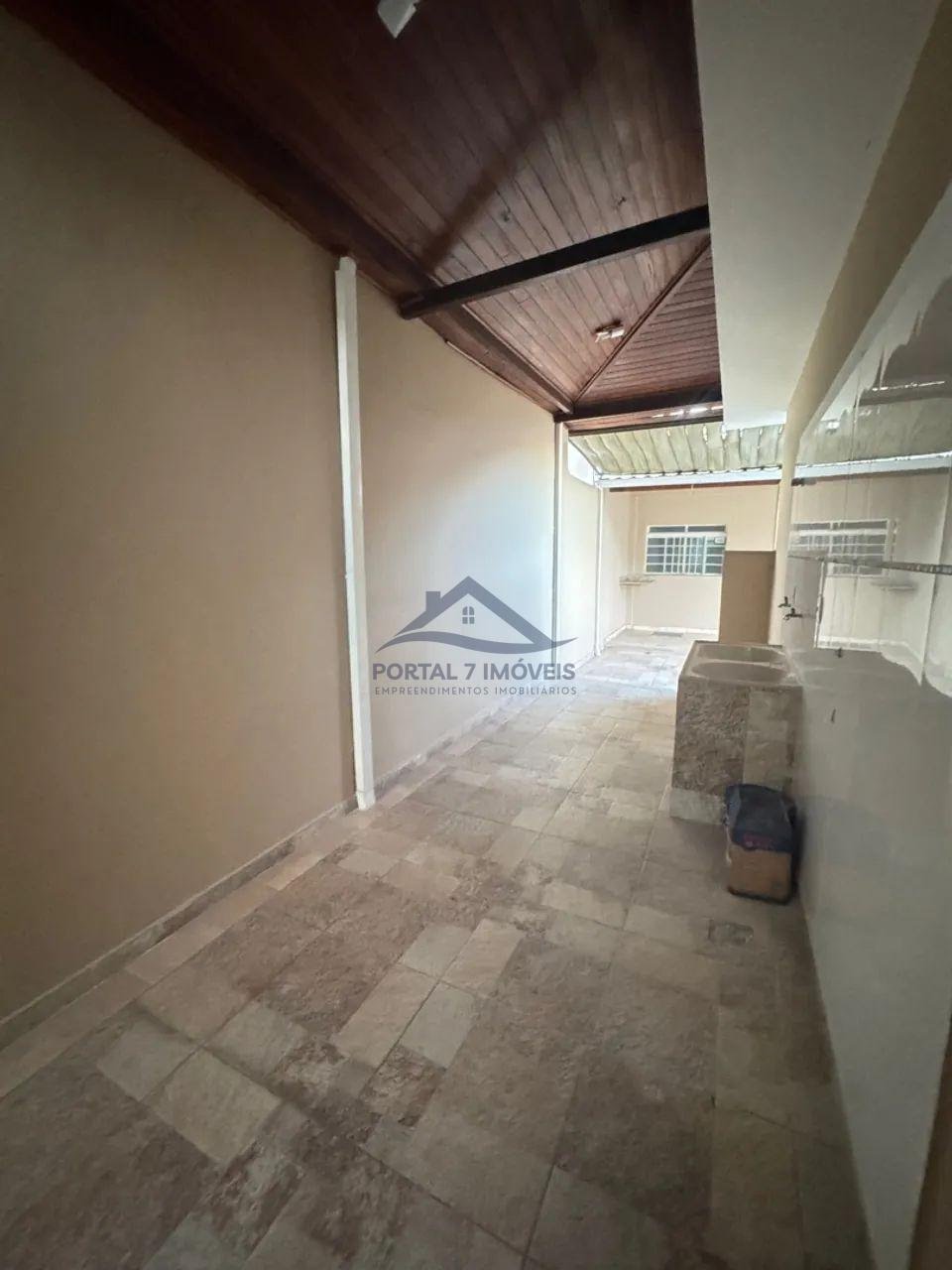 Casa à venda com 3 quartos, 1 suíte, 4 vagas e 300m² no São Cristovao, Sete Lagoas (MG) — foto 5 de 14