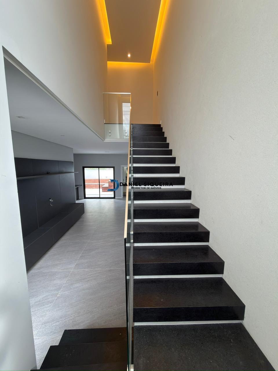 Casa à venda com 3 quartos, 1 suíte, 2 vagas e 196m² no Bairro Deltaville, Biguaçu (SC) — foto 10 de 30