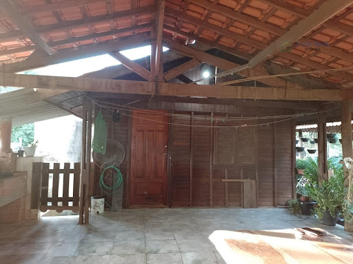 Chácara à Venda em São Pedro: 3 Dormitórios por R$ 650 mil