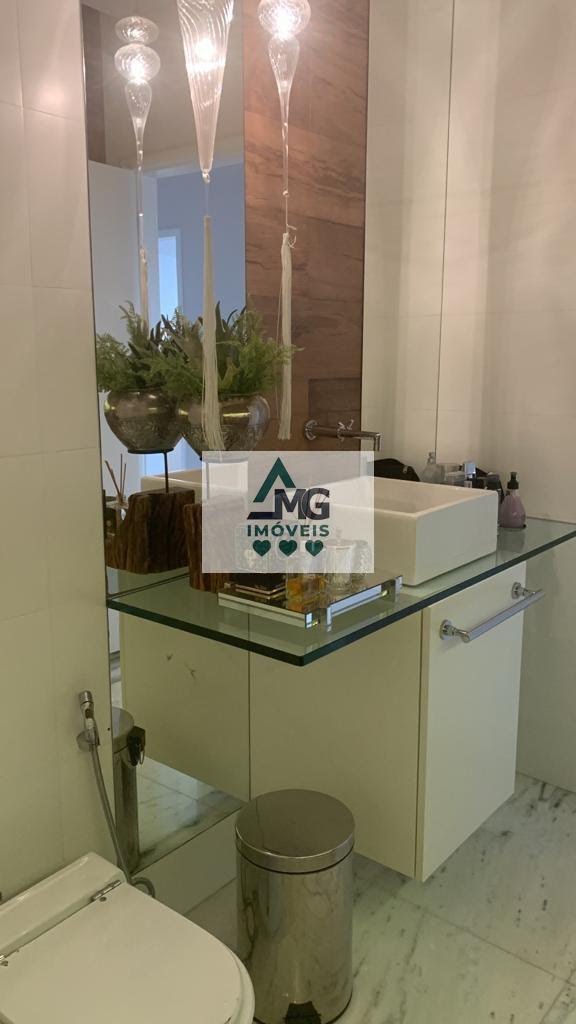 Casa à venda com 3 quartos, 1 suíte, 2 vagas e 400m² no São Conrado, Três Corações (MG) — foto 17 de 24
