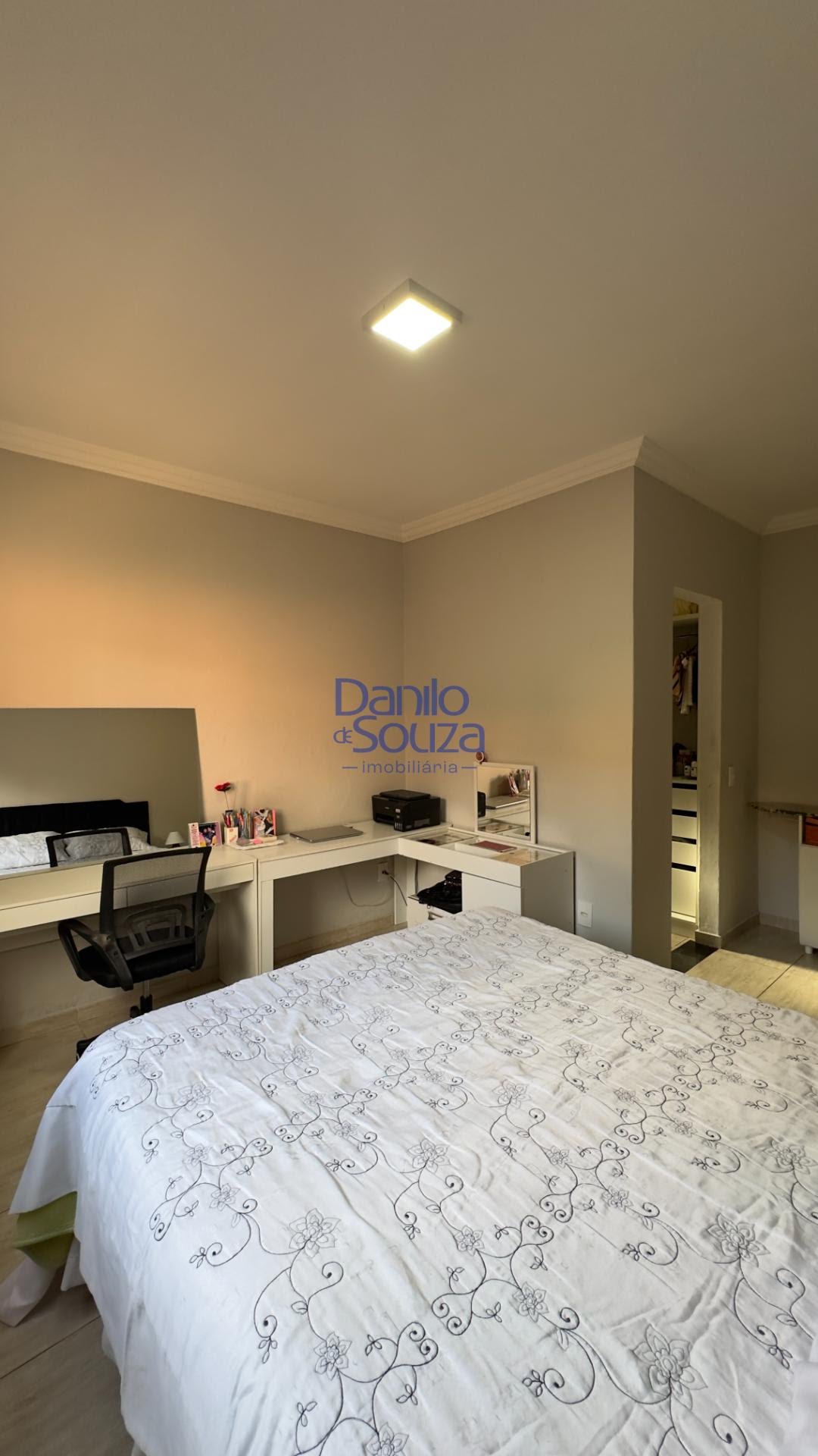 Casa à venda com 3 quartos, 1 suíte, 2 vagas e 404m² no Camuá, Araxá (MG) — foto 14 de 20