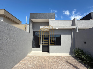Casa à Venda no bairro Siena, Cascavel: 2 Suítes, 60m² por R$388 Mil