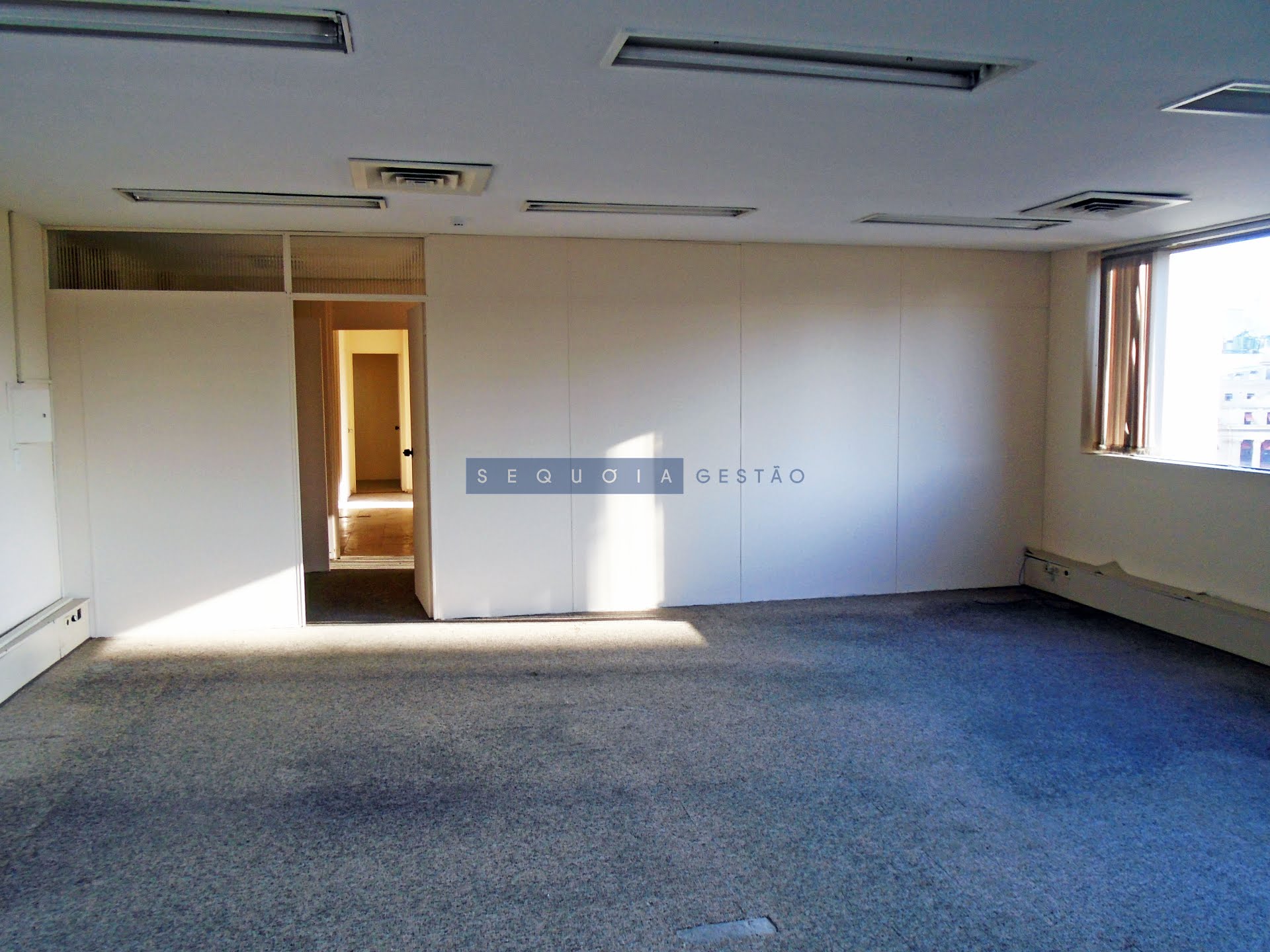 Comercial à venda com 3 banheiros e 170m² no Centro, São Paulo (SP) — foto 13 de 26