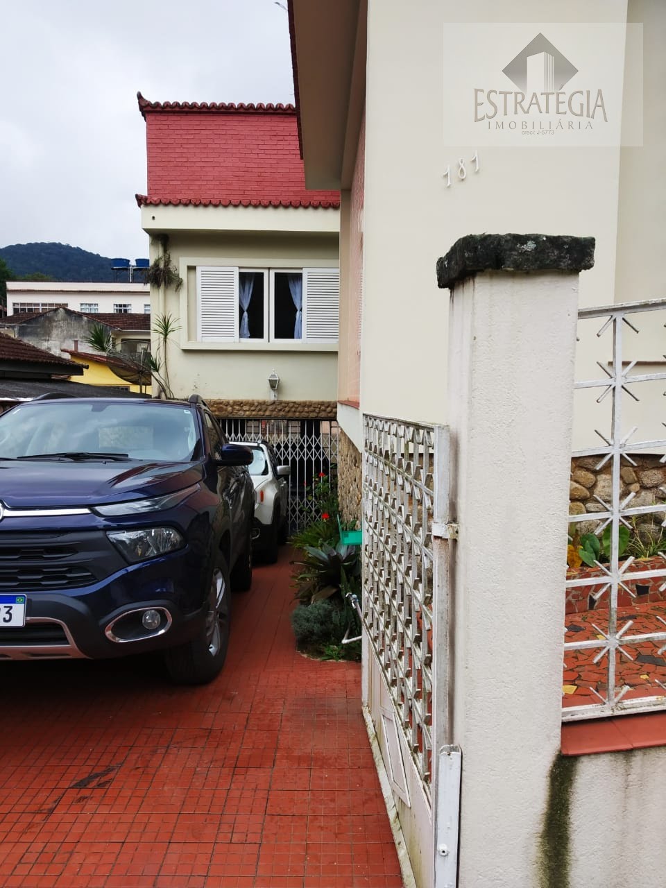 Casa à venda com 4 quartos, 2 suítes, 3 vagas e 385m² no Mosela, Petrópolis (RJ) — foto 11 de 16