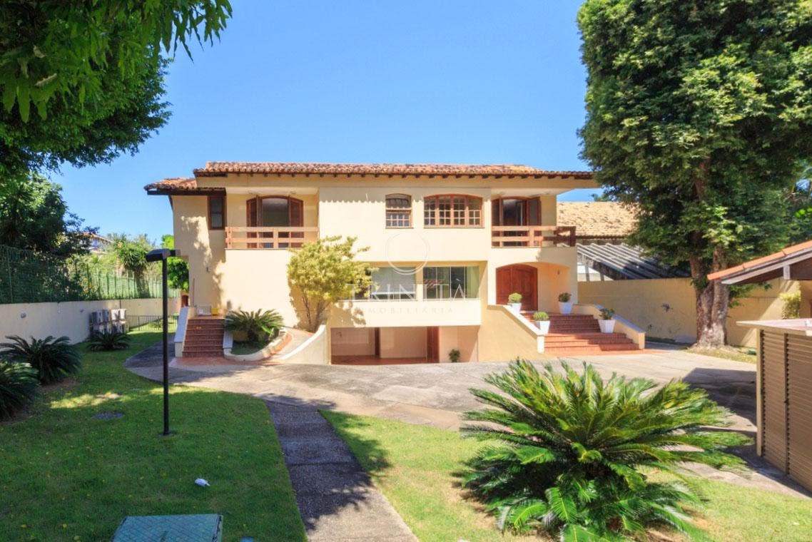 Casa à venda no condomínio Nova Ipanema