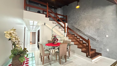 Casa em Jardim Medina  -  Poá