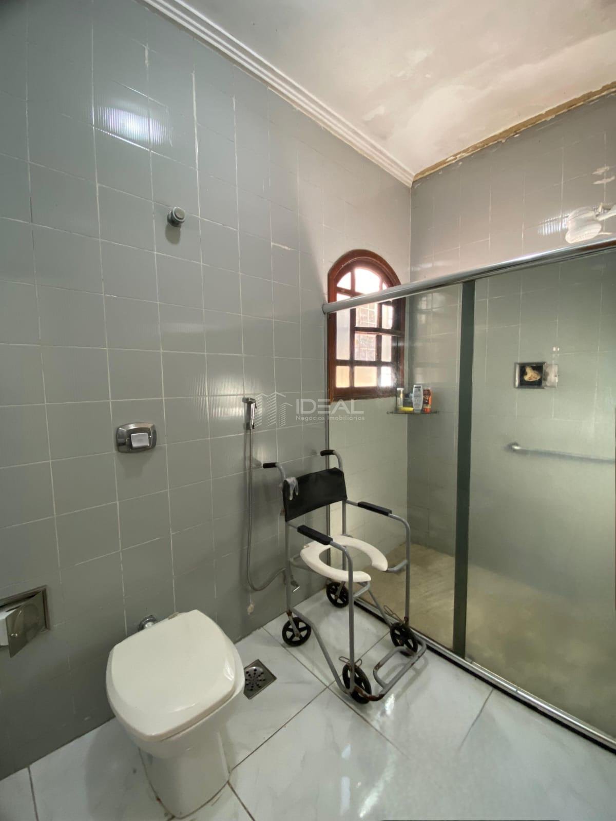 Casa à venda com 3 quartos, 1 suíte, 6 vagas e 250m² no Parque Oliveira Botelho, Campos dos Goytacazes (RJ) — foto 20 de 25