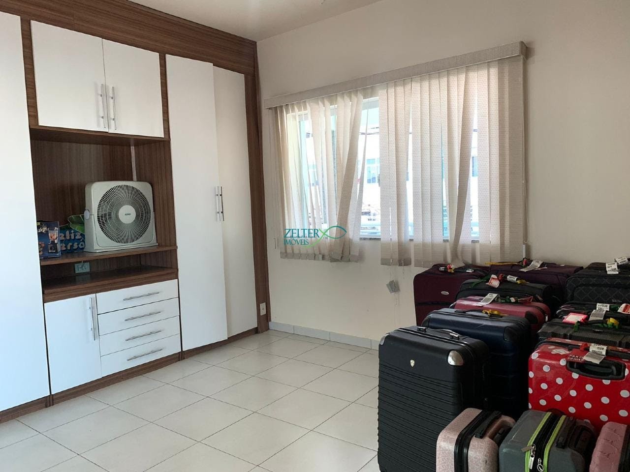 Casa à venda com 4 quartos, 2 suítes, 8 vagas e 327m² no Vila da Penha, Rio de Janeiro (RJ) — foto 13 de 29