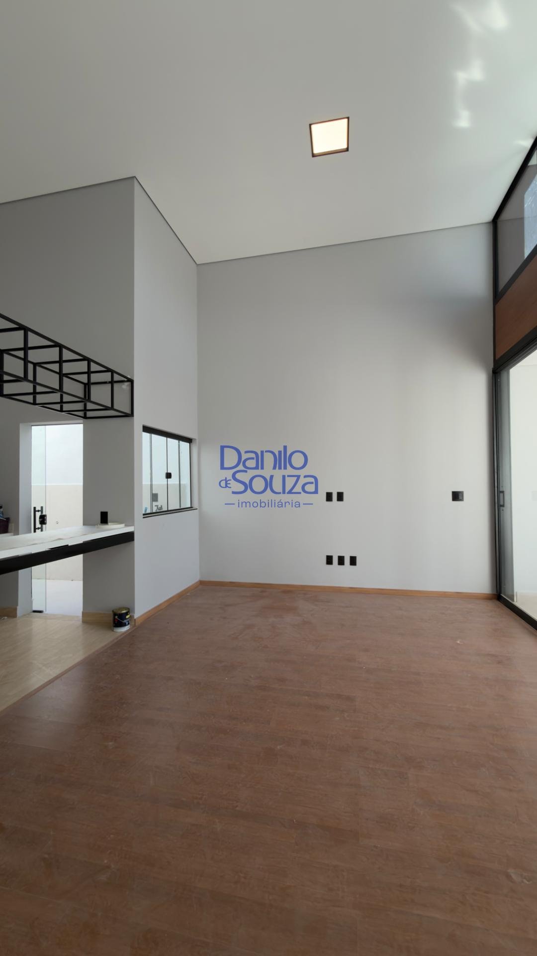 Casa à venda com 3 quartos, 1 suíte, 2 vagas e 128m² no Jardim Europa V, Araxá (MG) — foto 3 de 11