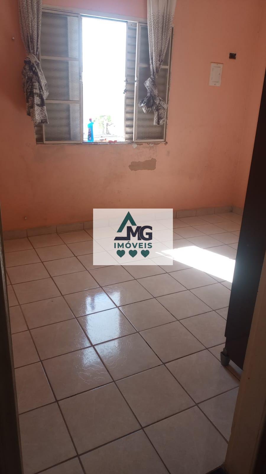 Casa à venda com 4 quartos, 2 banheiros e 2 vagas no Nossa Senhora Aparecida, Três Corações (MG) — foto 9 de 13
