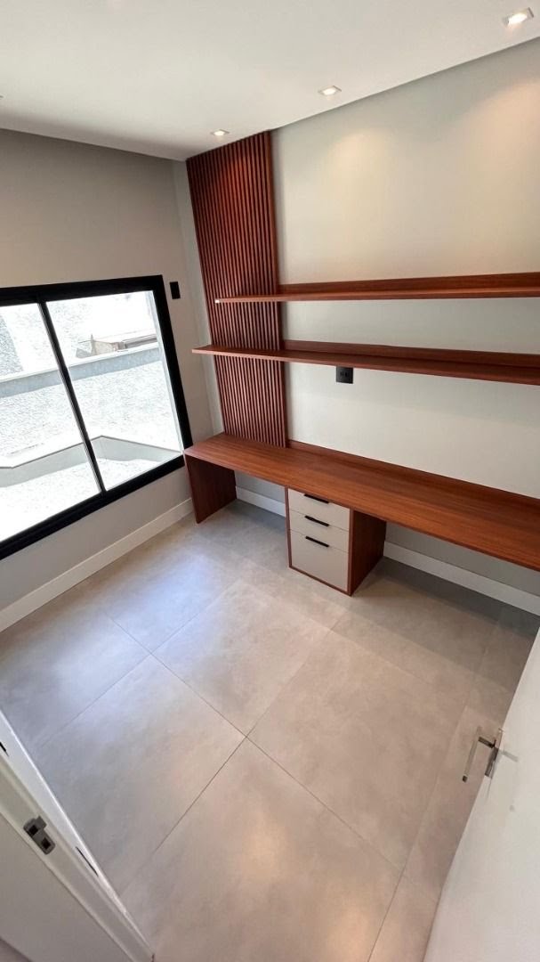 Casa à venda com 3 quartos, 3 suítes, 4 vagas e 285m² no Alphaville Nova Esplanada 3, Votorantim (SP) — foto 5 de 30