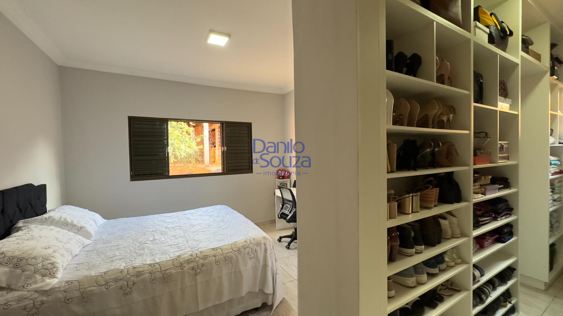 Casa à venda com 3 quartos, 1 suíte, 2 vagas e 404m² no Camuá, Araxá (MG) — foto 15 de 20