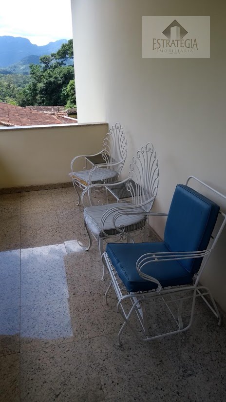 Casa à venda com 4 quartos, 4 suítes, 12 vagas e 750m² no Quarteirão Ingelheim, Petrópolis (RJ) — foto 17 de 23
