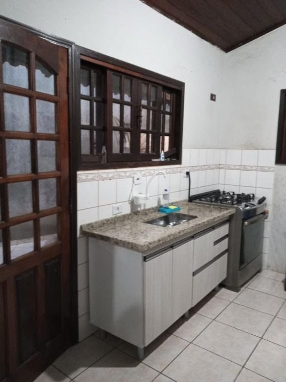 Casa à venda com 2 quartos, 1 suíte, 4 vagas e 100m² no Condomínio Country Club, Arujá (SP) — foto 7 de 7