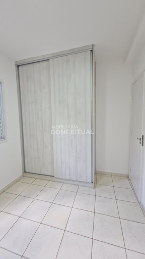 Quarto 2 - Armário