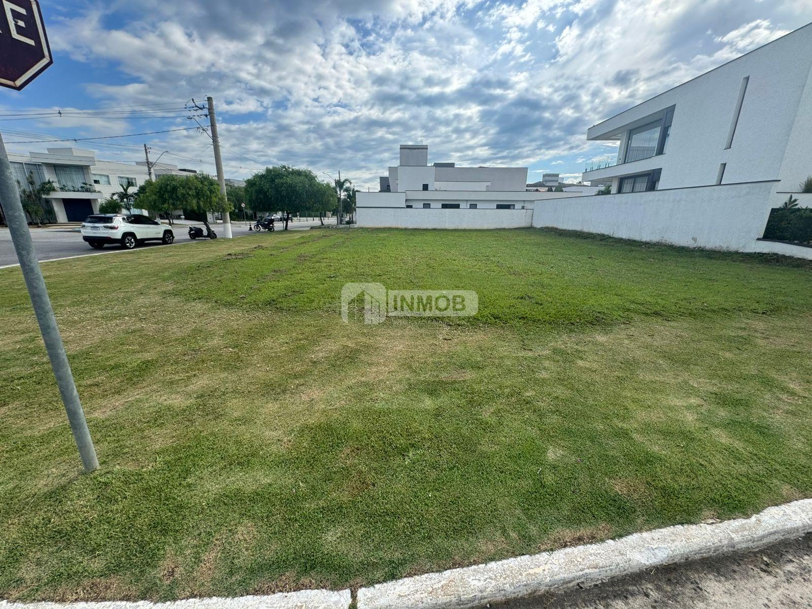 Terreno à venda com 679m² de terreno no Quiririm, Taubaté (SP) — foto 7 de 10