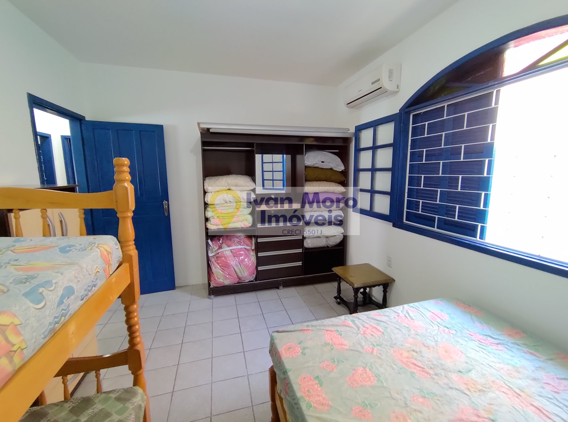 Casa para alugar com 4 quartos, 1 suíte, 3 vagas e 180m² no Daniela, Florianópolis (SC) — foto 23 de 27
