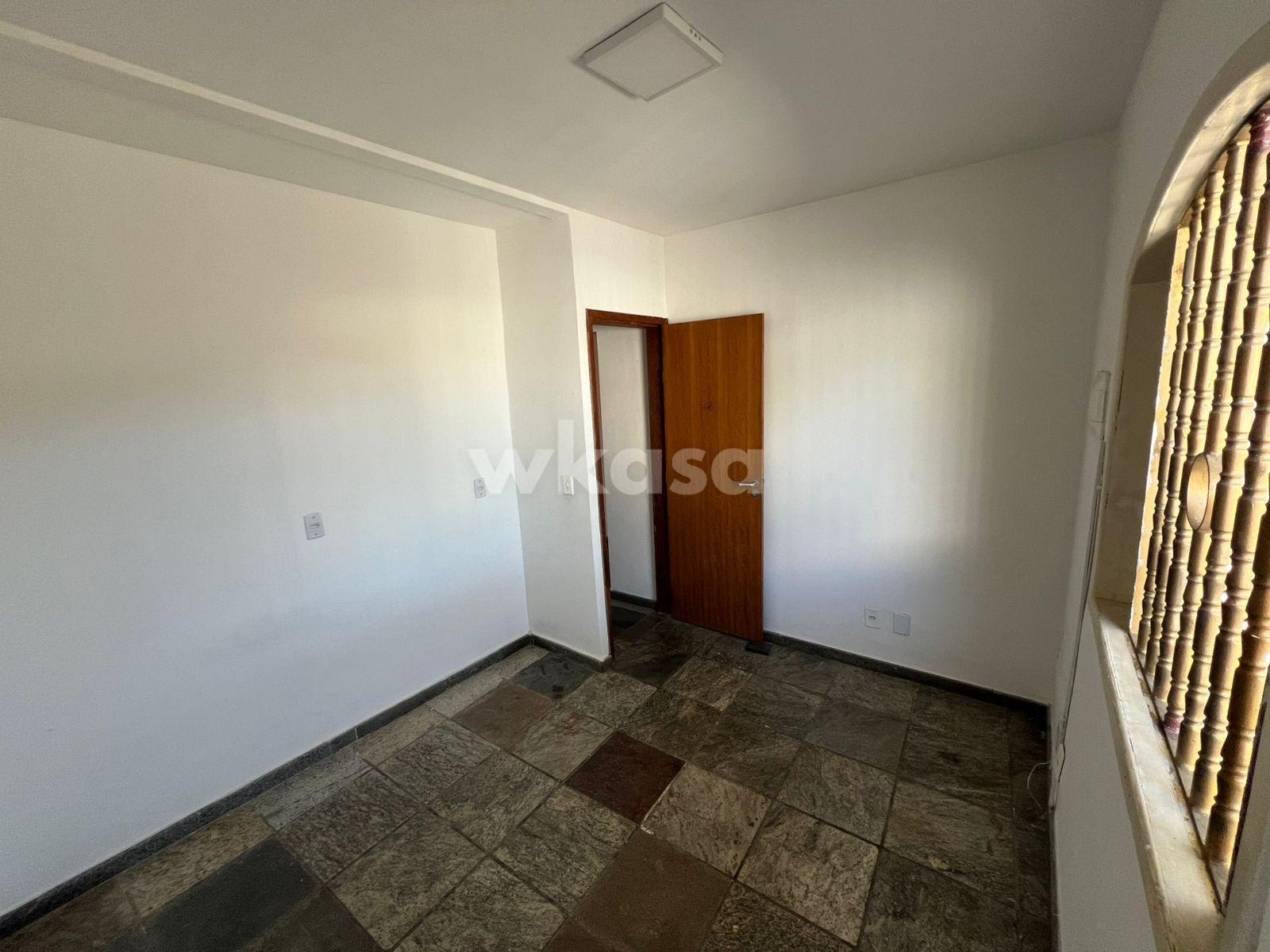 Comercial à venda com 6 banheiros, 1 vaga e 600m² no Parque Residencial Laranjeiras, Serra (ES) — foto 8 de 30
