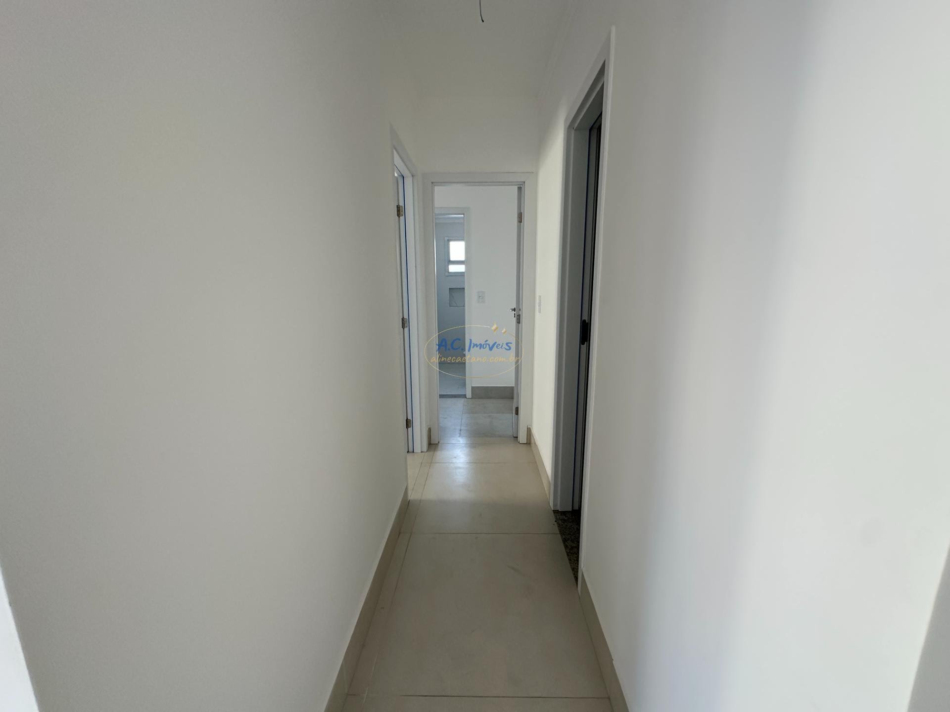 Apartamento à venda com 2 quartos, 1 suíte, 2 vagas e 120m² no Guilhermina, Praia Grande (SP) — foto 10 de 16