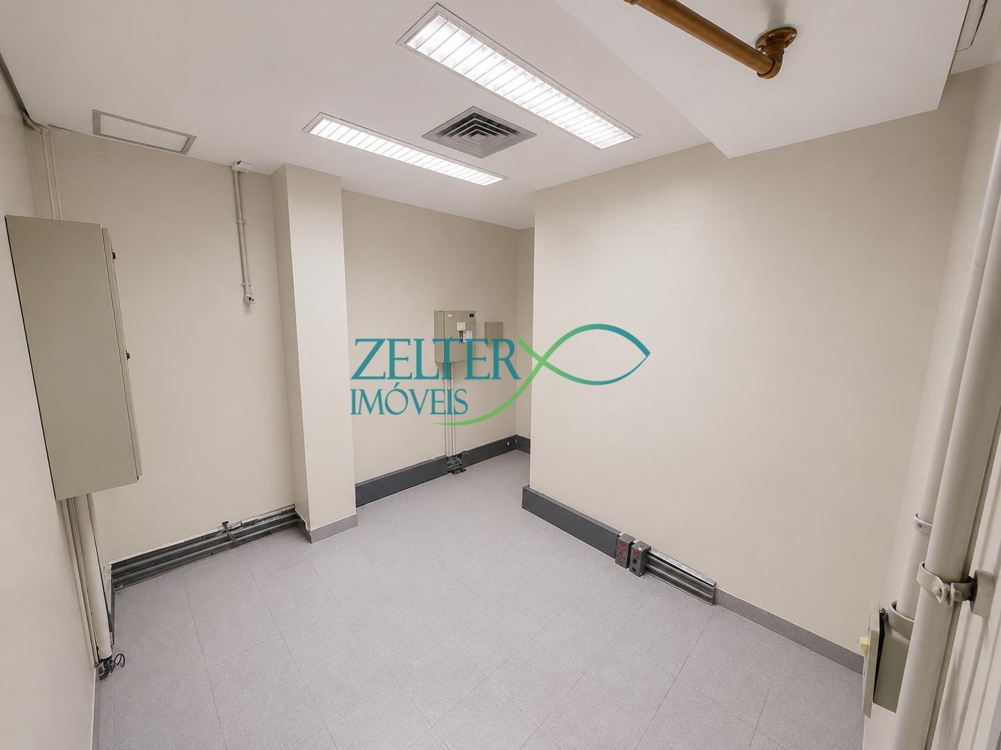 Comercial para alugar com 4 banheiros e 850m² no Penha, Rio de Janeiro (RJ) — foto 14 de 30