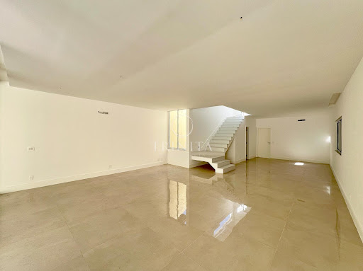 Interlagos de Itauna - Casa Triplex - Sala