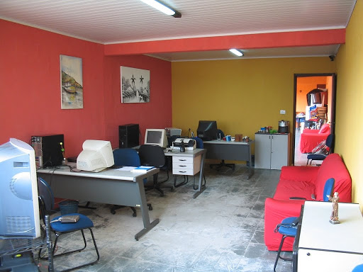Escritório Amplo