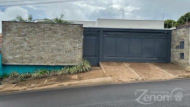Casa à Venda em Jardim Paulista - 3 Dorms sendo uma suíte, Quintal espaçoso
