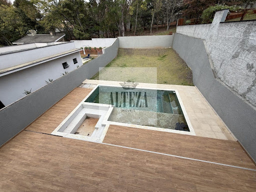 Casa no Condomínio Figueira Garden   -  Atibaia