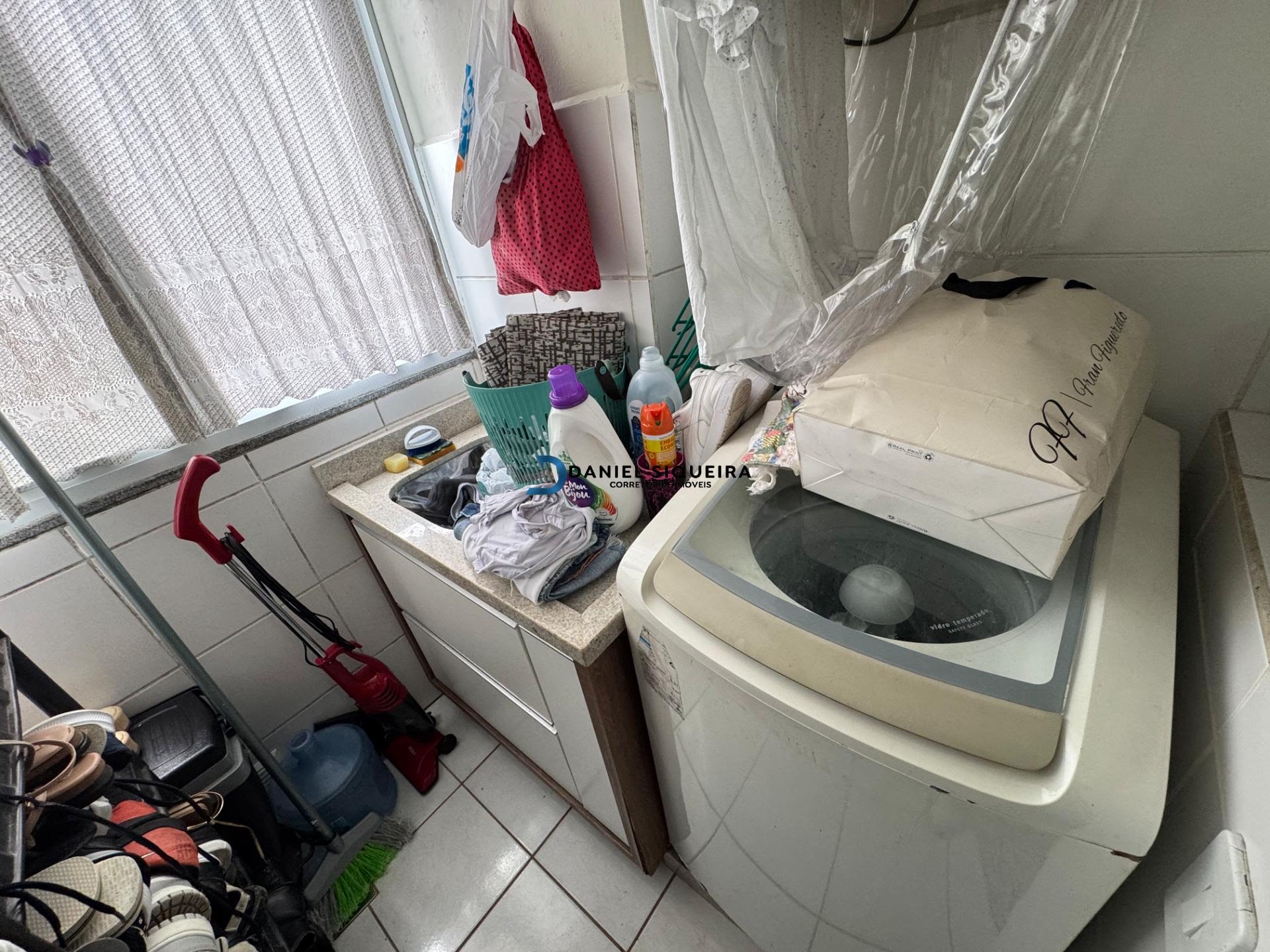 Apartamento à venda com 2 quartos, 1 banheiro, 1 vaga e 50m² no Serraria, São José (SC) — foto 25 de 27