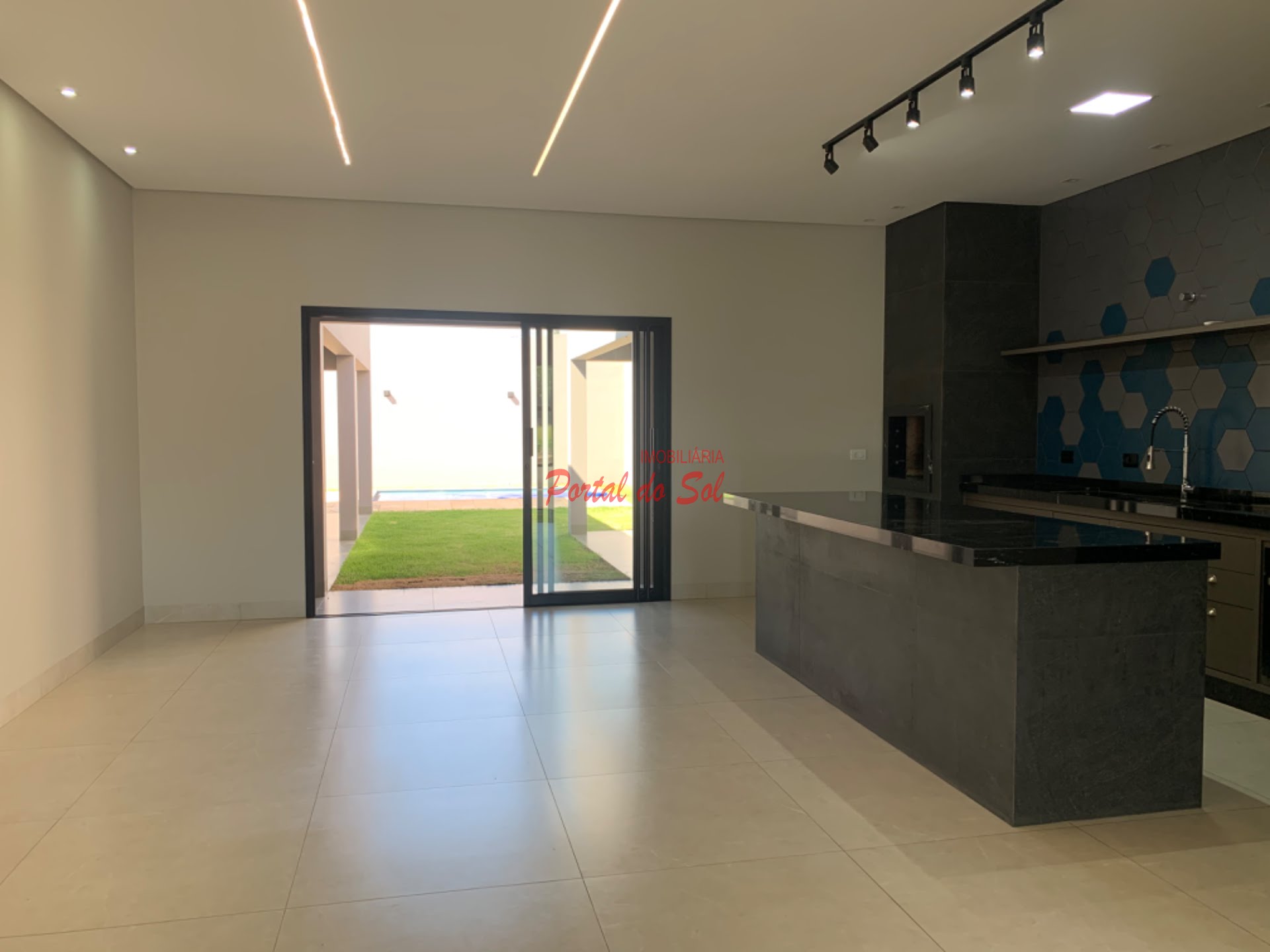 Casa à venda com 3 quartos, 3 suítes, 2 vagas e 390m² no Residencial Royal Park, Santo Antônio da Platina (PR) — foto 10 de 23