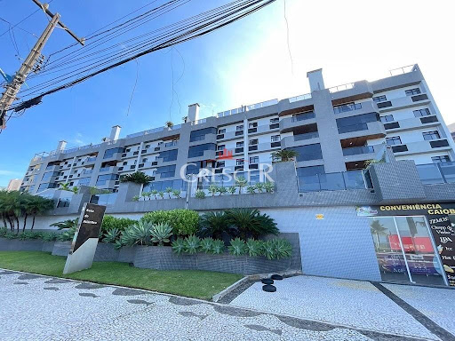 Cobertura Duplex frente mar a venda em Caiobá