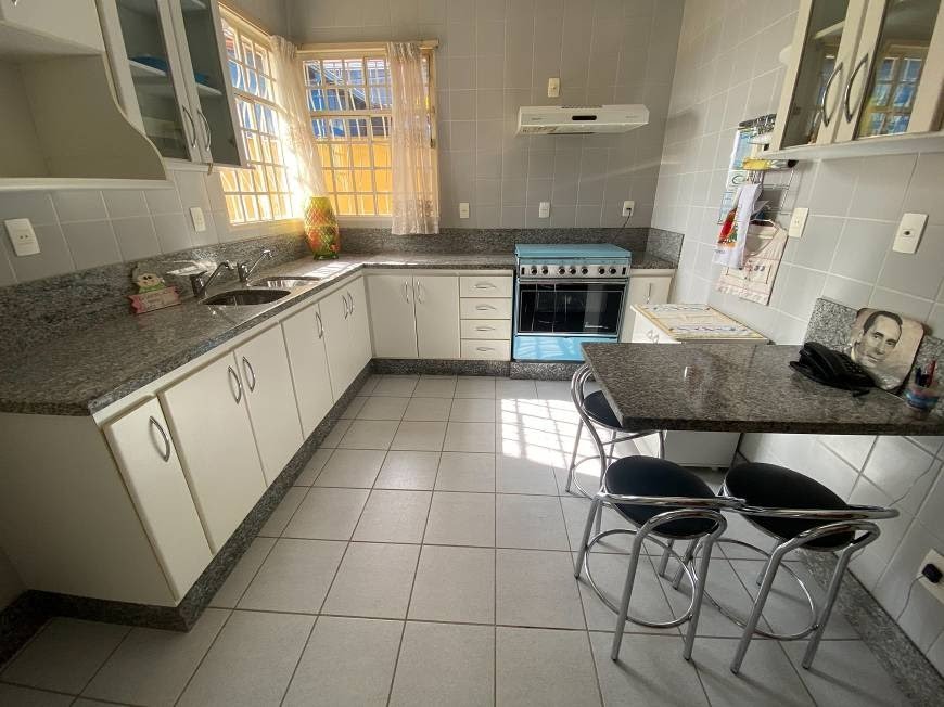 Casa à venda com 3 quartos, 1 suíte, 4 vagas e 358m² no Minascaixa, Belo Horizonte (MG) — foto 7 de 29