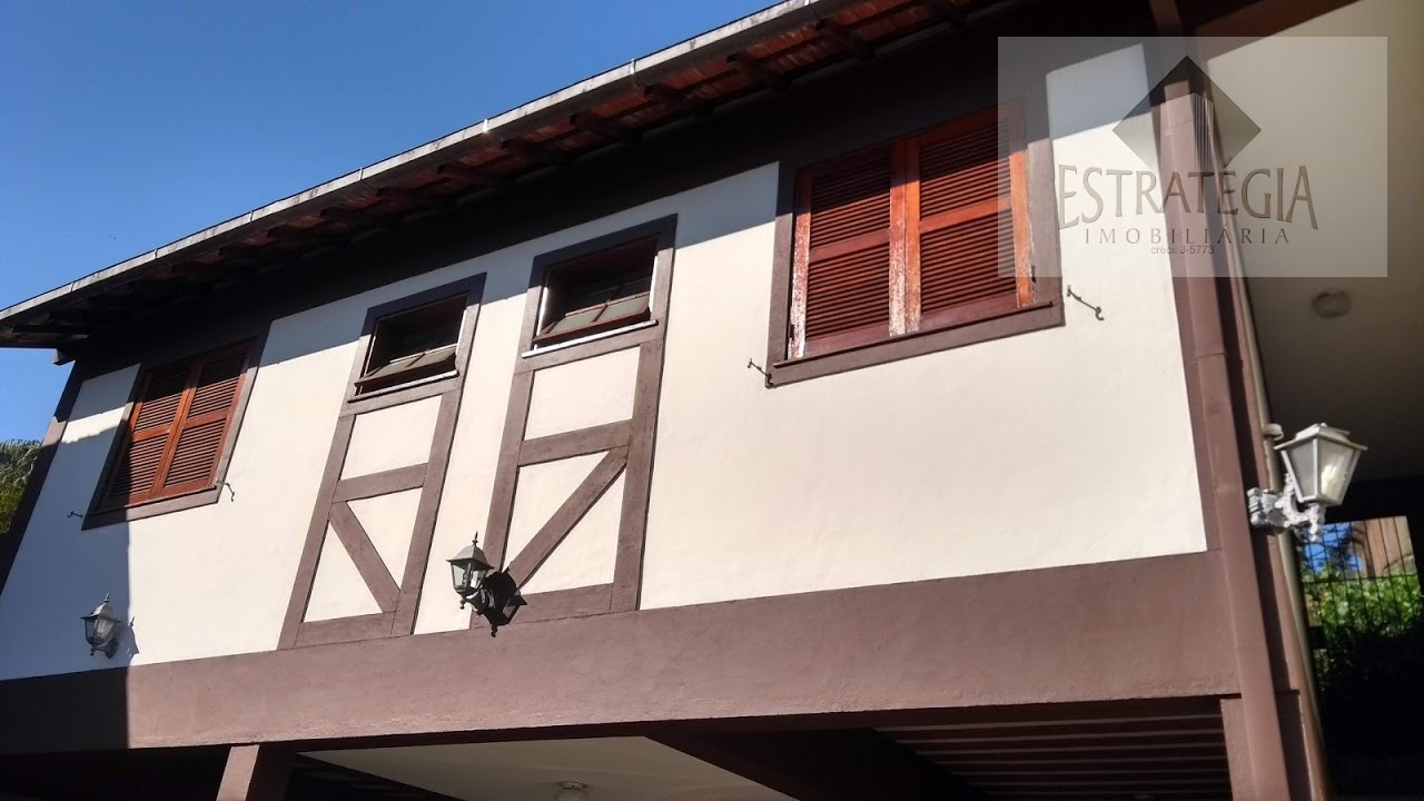 Casa à venda com 4 quartos, 2 suítes, 6 vagas e 320m² no Alto da Serra, Petrópolis (RJ) — foto 17 de 22