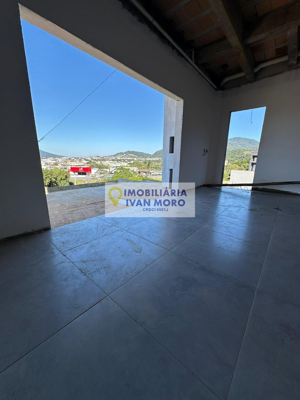 Casa à venda com 3 quartos, 2 suítes, 2 vagas e 325m² no Ingleses Norte, Florianópolis (SC) — foto 8 de 30
