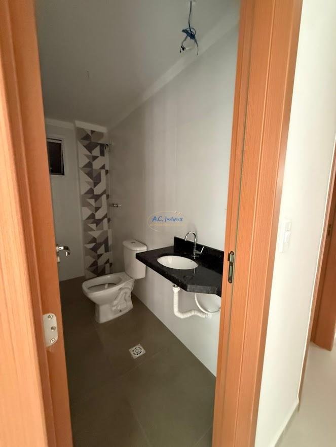 Apartamento à venda com 3 quartos, 2 suítes, 2 vagas e 122m² no Guilhermina, Praia Grande (SP) — foto 17 de 30