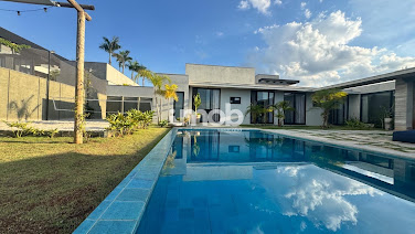 Casa Térrea MOBILIADA Quadra de Beach Tênis no Condomínio Residencial Saint Patrick Sorocaba SP