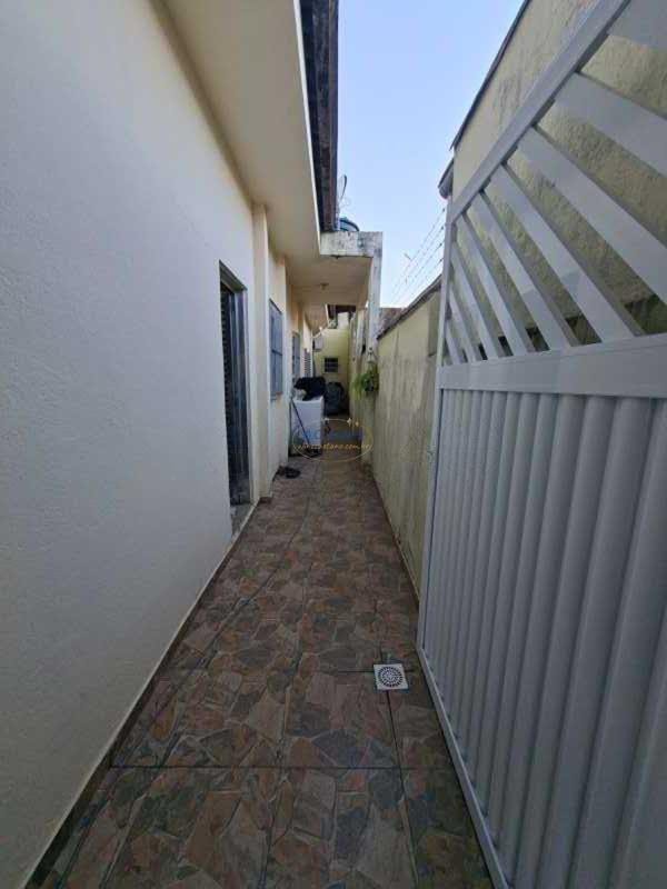 Casa à venda com 2 quartos, 2 banheiros, 4 vagas e 70m² no Nova Mirim, Praia Grande (SP) — foto 4 de 10