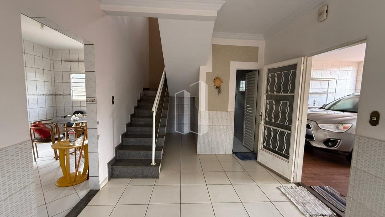Casa à venda com 3 quartos, 2 suítes, 4 vagas e 266m² no Cidade Satélite São Luiz, Aparecida de Goiânia (GO) — foto 4 de 21