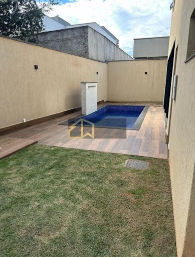 Casa de Condomínio em Portal do Sol Garden  -  Goiânia