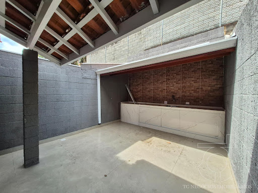 Casa no Residencial Cidade Jardim, Granja Viana  -  Cotia