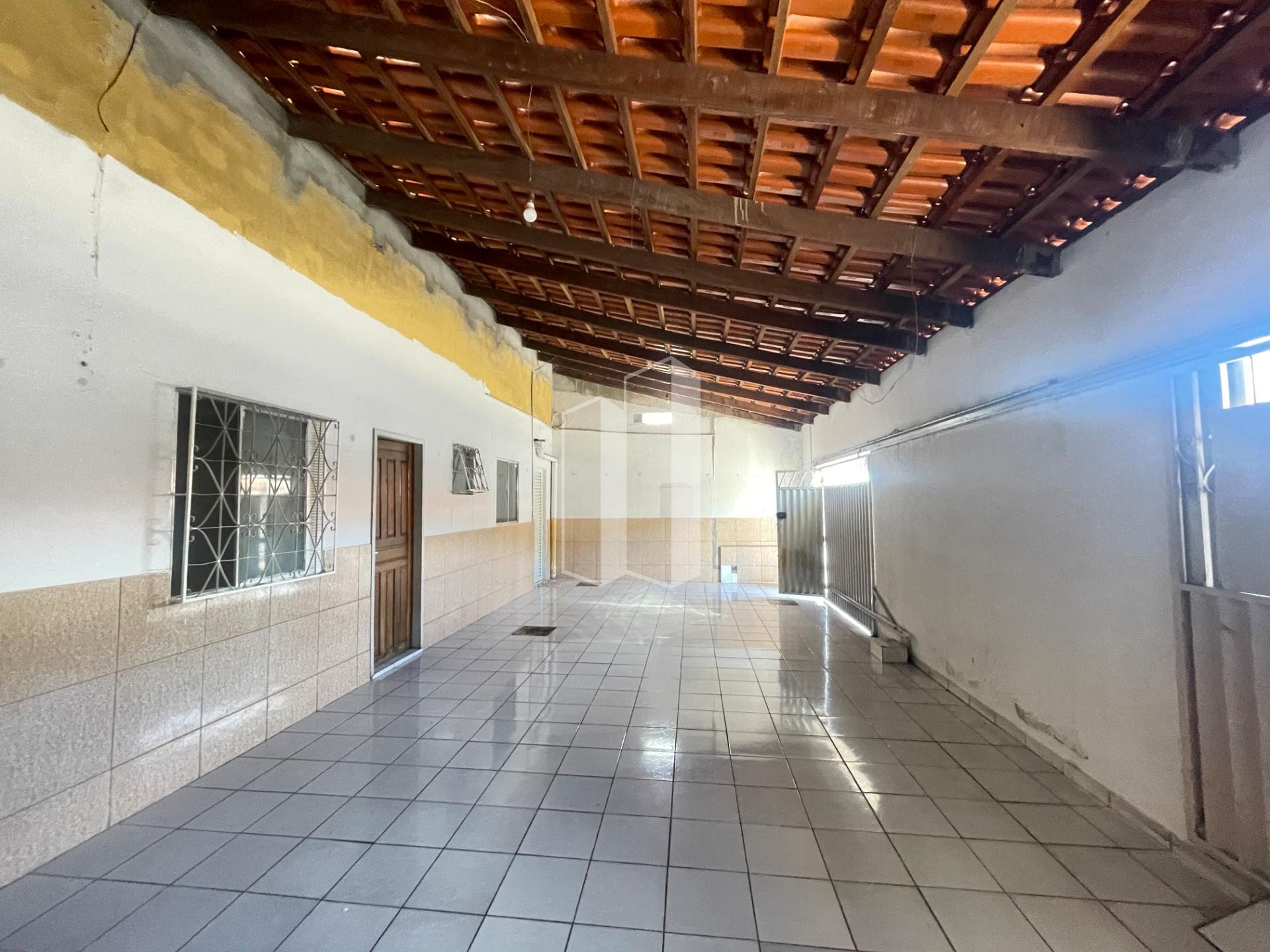 Casa à venda com 4 quartos, 1 suíte, 3 vagas e 200m² no Conjunto Residencial Aruanã I, Goiânia (GO) — foto 6 de 30