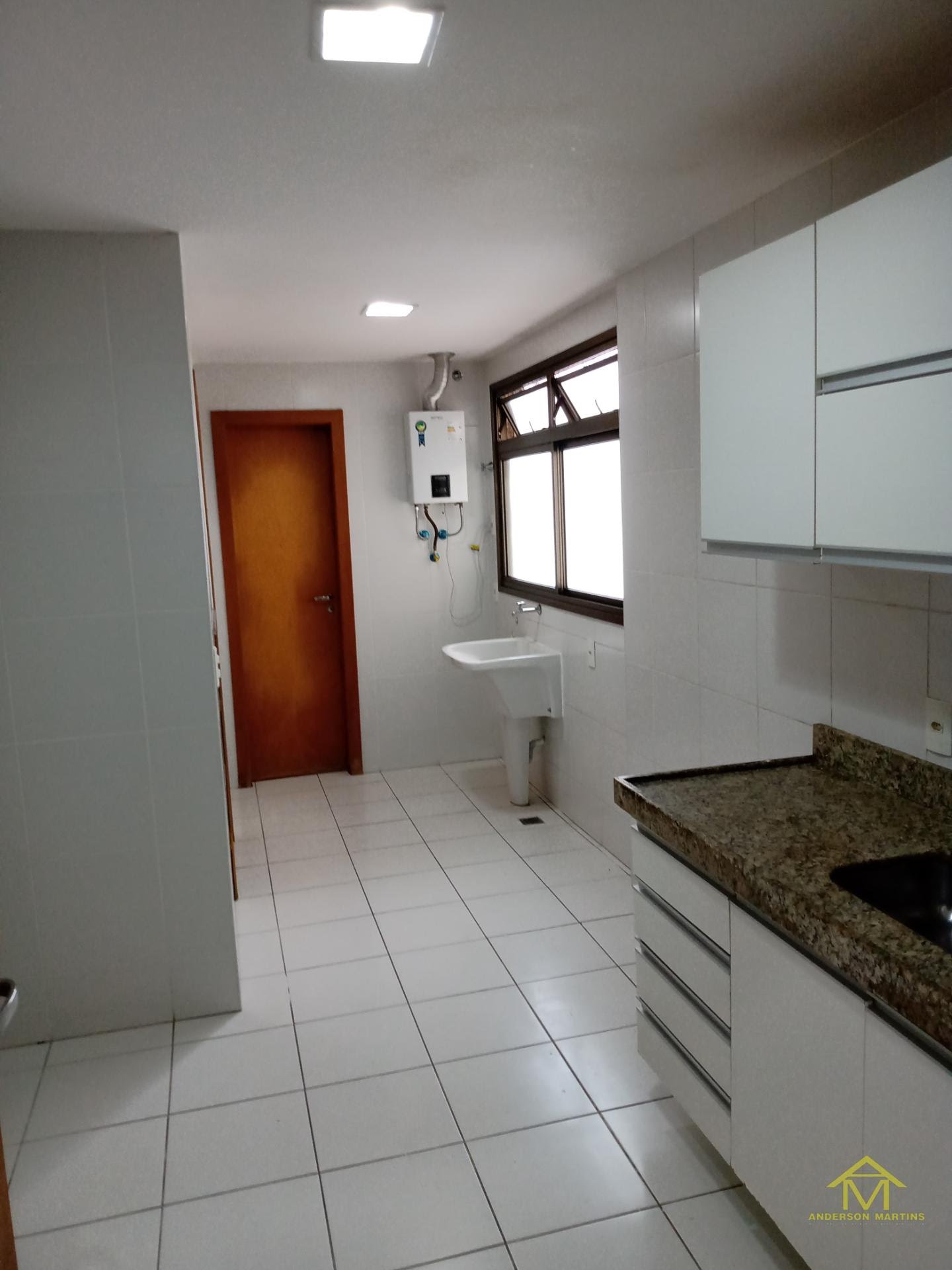 Apartamento à venda com 3 quartos, 2 banheiros, 2 vagas e 107m² no Praia da Costa, Vila Velha (ES) — foto 7 de 17