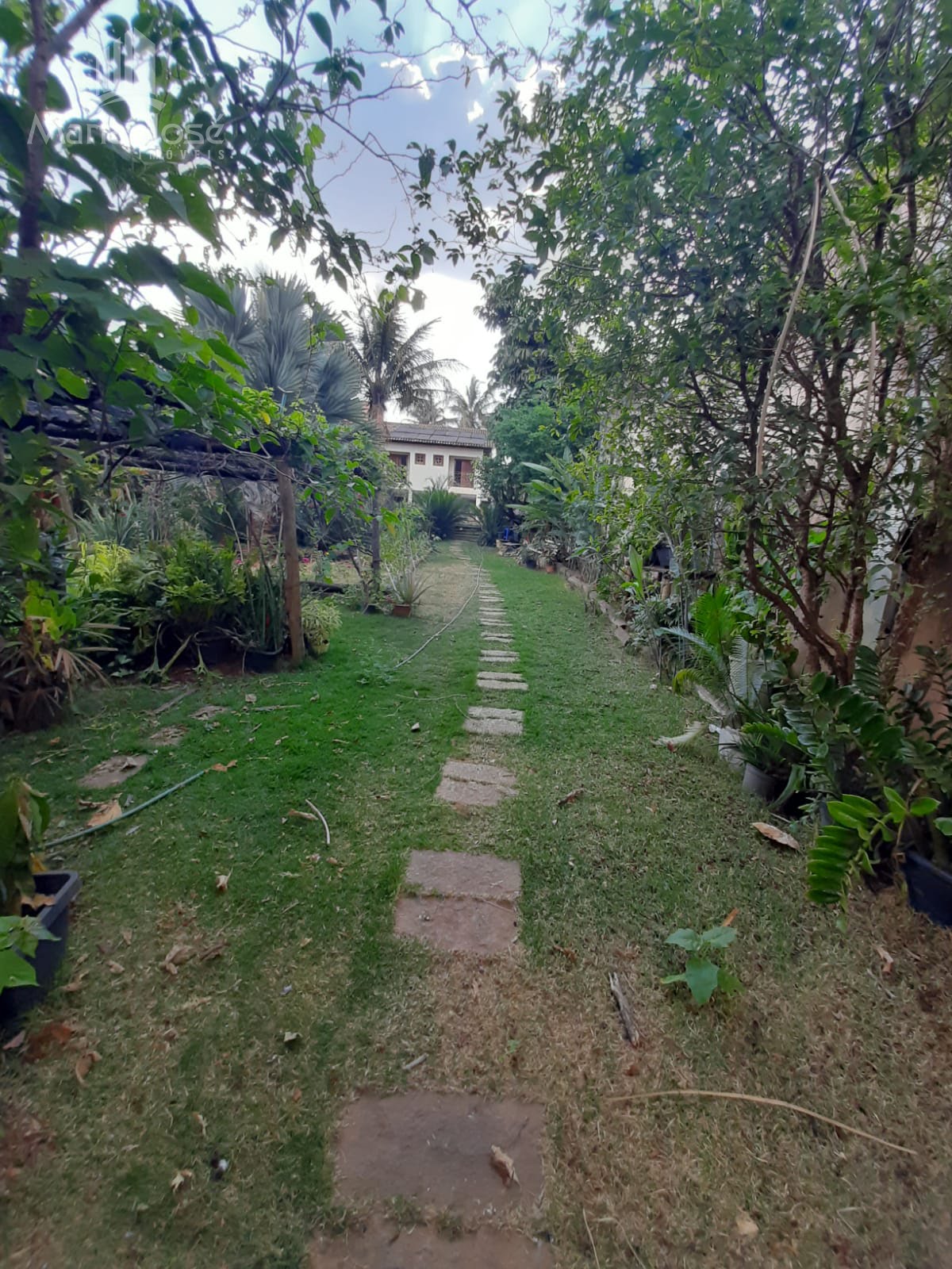 Casa à venda com 3 quartos, 3 suítes, 2 vagas e 350m² no Boa Vista, Sete Lagoas (MG) — foto 2 de 30