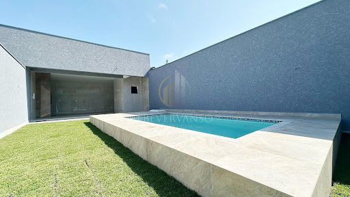 Sobrado à venda em Guaratuba: 3 suítes e 108,5m²