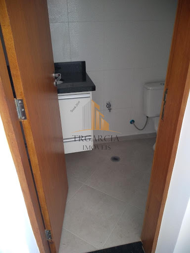 Sala comercial de 20m² na Quarta Parada - SP: por R$2.500 locação disponível