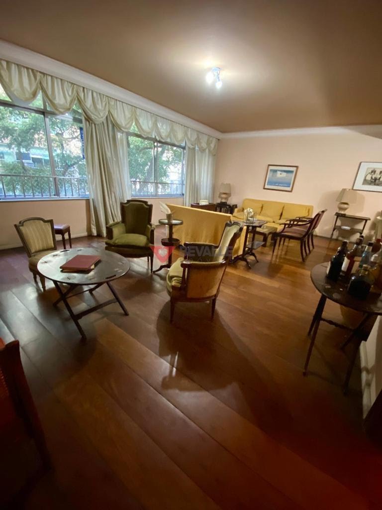 Apartamento à venda com 5 quartos, 1 suíte, 1 vaga e 205m² no Copacabana, Rio de Janeiro (RJ) — foto 3 de 30